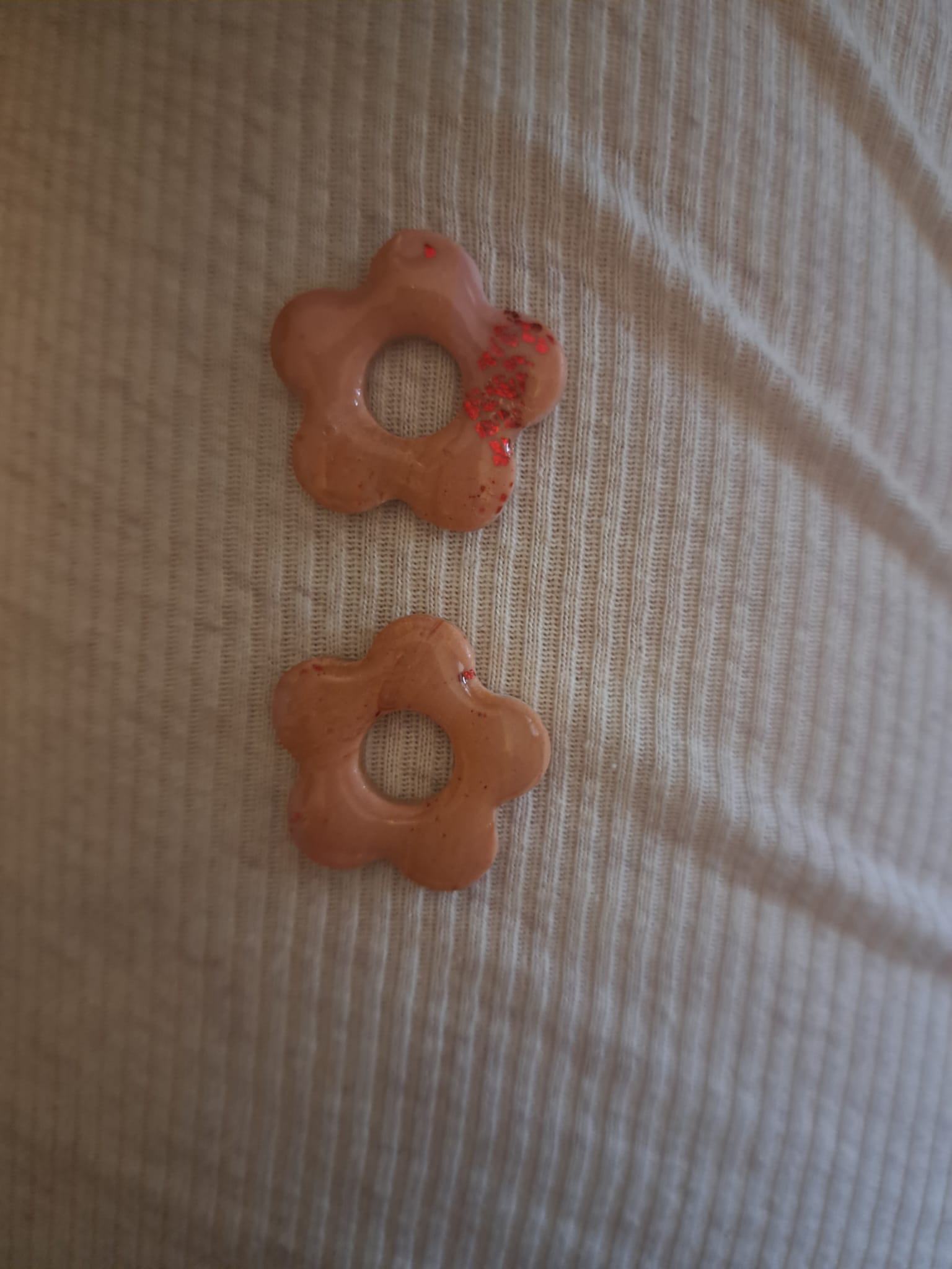 FLEUR rose paillettes rouges